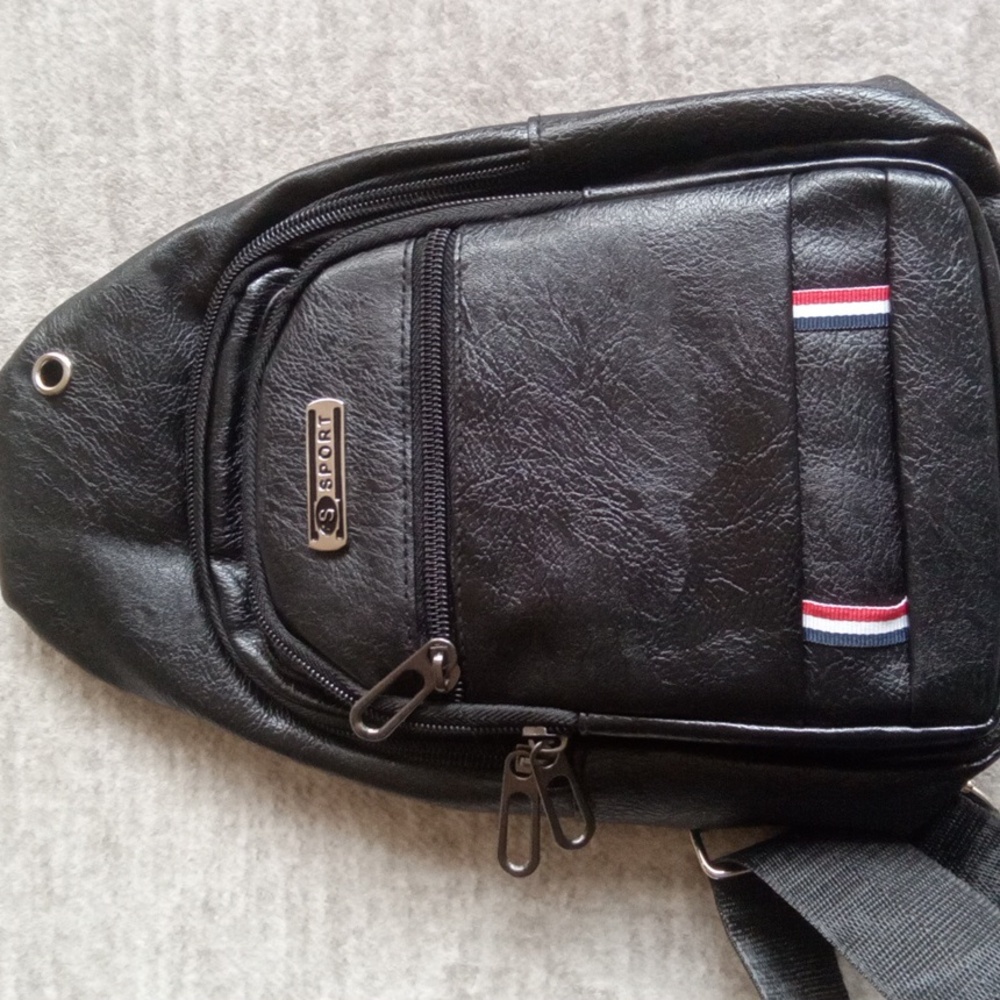 Backpack - Picture 3 of 5